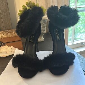 Anne Michelle fur cuff design Black Heels! Sexy!